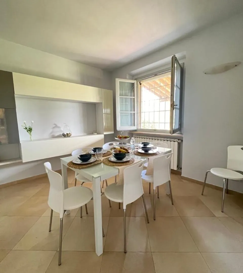 Holiday home Villa Mary, Relax With Swimming Pool Poggibonsi